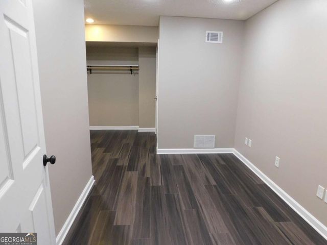 1570 Hill Crossing Court, Grayson, GA 30017