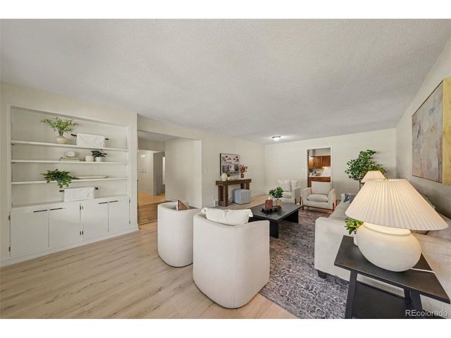 1924 21st Avenue Ct, Greeley, CO 80631