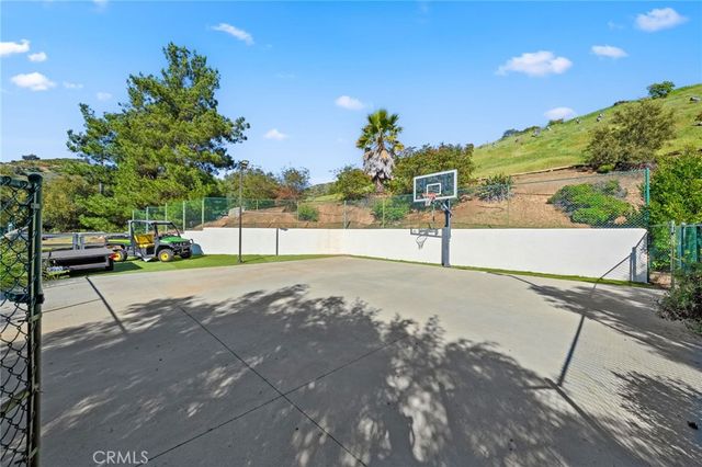 45090 Via Tornado, Temecula, CA 92590