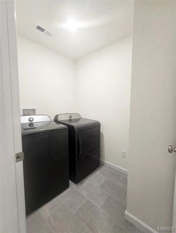 157 Day Lily Lane, Wentzville, MO 63385