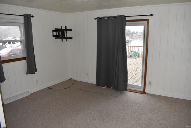 3097 E Stahl Road, Monon, IN 47959