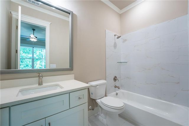 120 Fall Pippin Court, Clarkesville, GA 30523