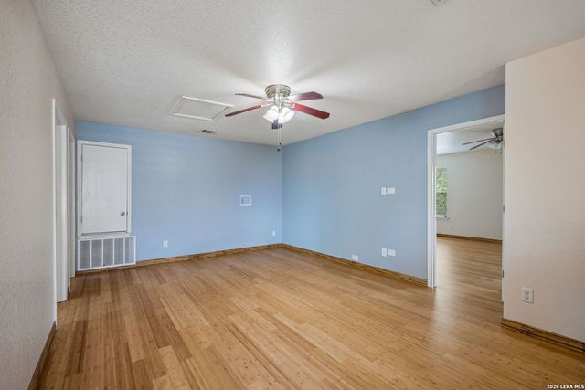 5910 Aspen Gold, San Antonio, TX 78238