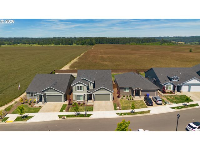 31067 Nw TIMERIC Dr, North Plains, OR 97133