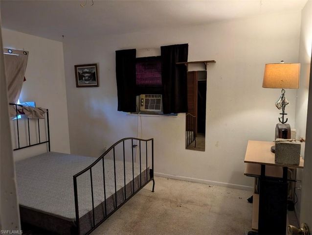 376 Kingston DR E, Fort Myers, FL 33905