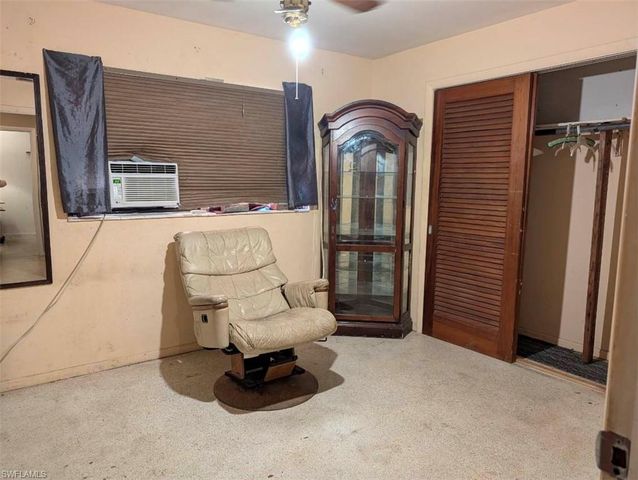 376 Kingston DR E, Fort Myers, FL 33905