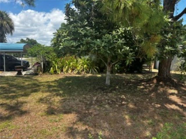 376 Kingston DR E, Fort Myers, FL 33905