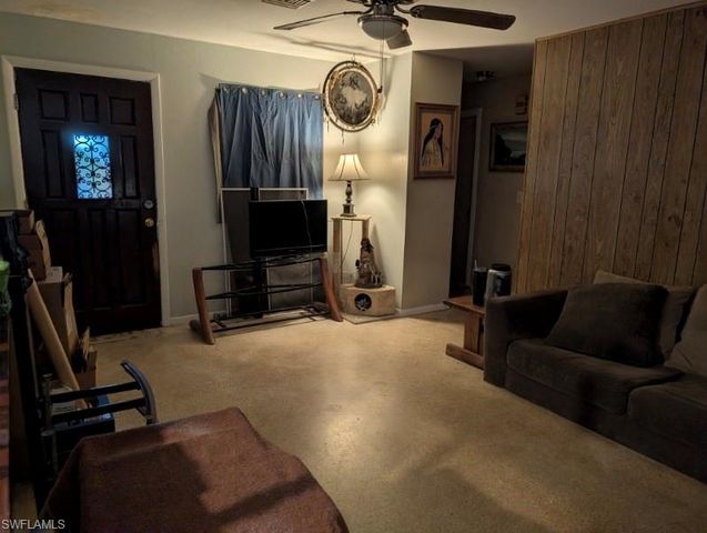 376 Kingston DR E, Fort Myers, FL 33905