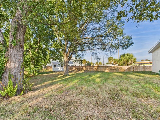 721 NE 4TH STREET, Fort Meade, FL 33841