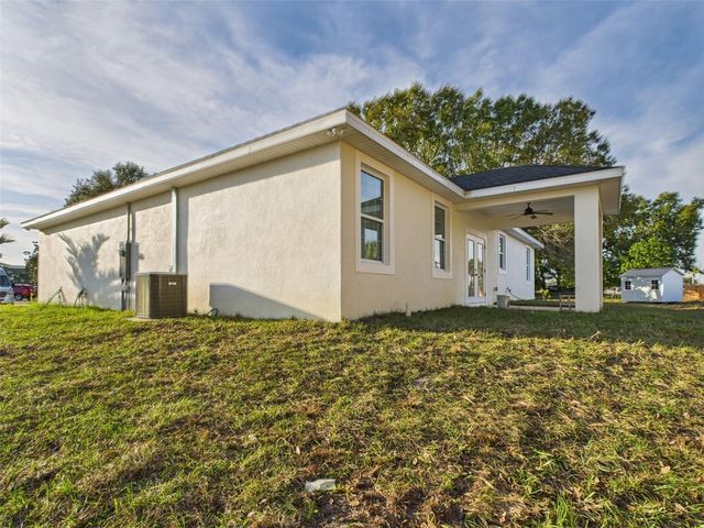 721 NE 4TH STREET, Fort Meade, FL 33841