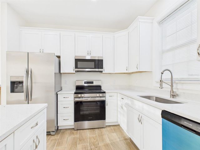 721 NE 4TH STREET, Fort Meade, FL 33841