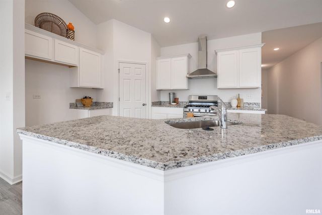 Lot 9 Faiths Way, Bettendorf, IA 52722