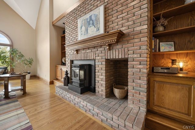 7603 Windsbury Circle, Pompey, NY 13104