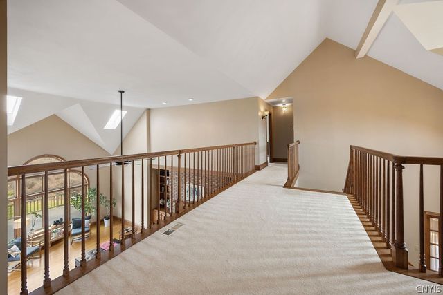 7603 Windsbury Circle, Pompey, NY 13104