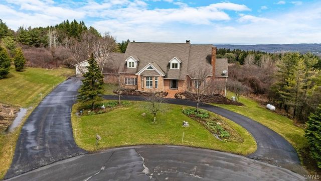 7603 Windsbury Circle, Pompey, NY 13104