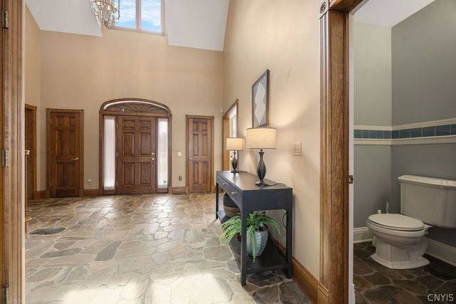 7603 Windsbury Circle, Pompey, NY 13104