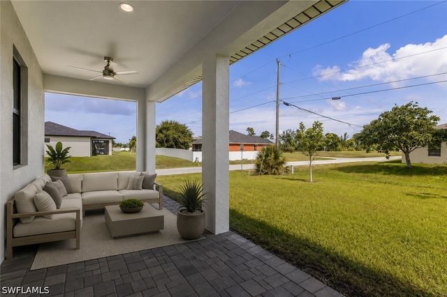 1817 Kismet PKWY W, Cape Coral, FL 33993