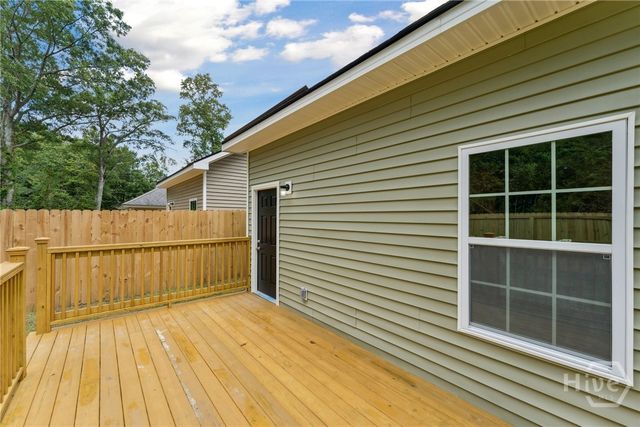 609 Magazine Avenue, Savannah, GA 31412
