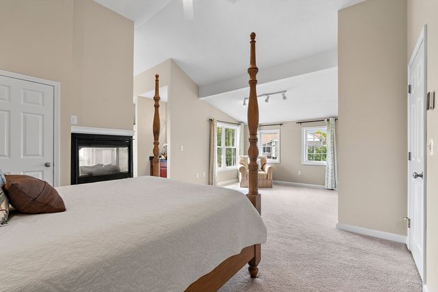 4 Paul Revere Path 4, Hopkinton, MA 01748