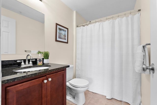 4 Paul Revere Path 4, Hopkinton, MA 01748