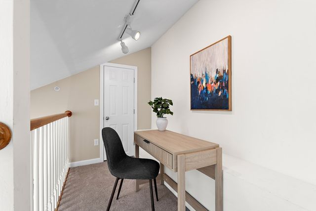 4 Paul Revere Path 4, Hopkinton, MA 01748