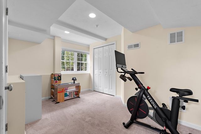 4 Paul Revere Path 4, Hopkinton, MA 01748
