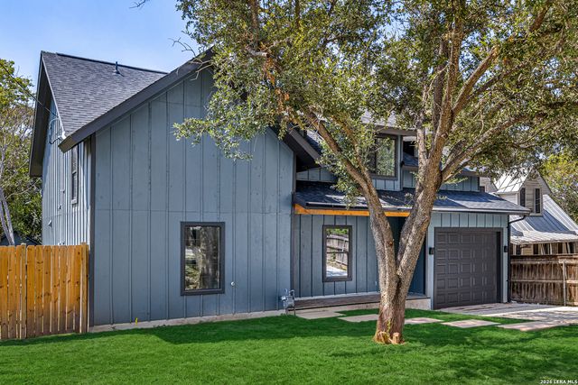 327 RAINBOW DR, San Antonio, TX 78209