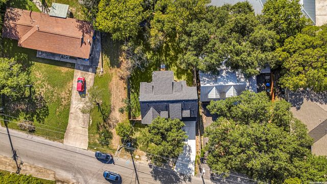 327 RAINBOW DR, San Antonio, TX 78209