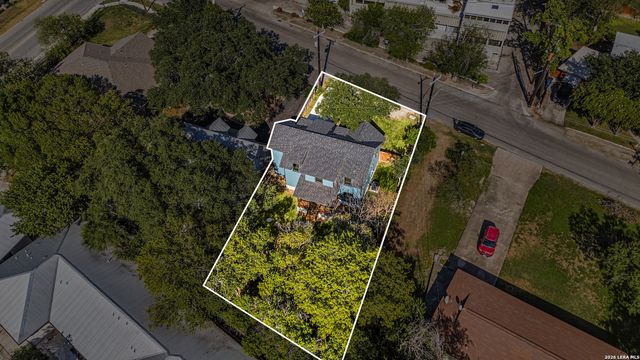 327 RAINBOW DR, San Antonio, TX 78209
