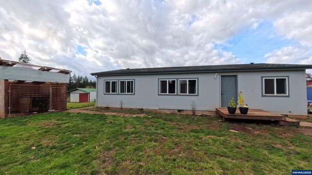 34125 E Lacomb Rd, Lebanon, OR 97355