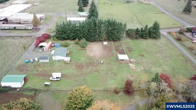 34125 E Lacomb Rd, Lebanon, OR 97355