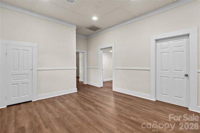 209 E Wilson Avenue, Mooresville, NC 28115