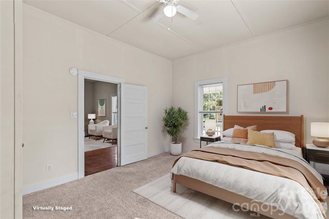 209 E Wilson Avenue, Mooresville, NC 28115