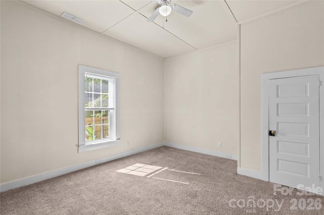 209 E Wilson Avenue, Mooresville, NC 28115