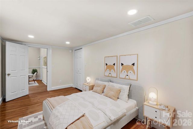209 E Wilson Avenue, Mooresville, NC 28115