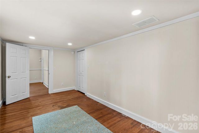 209 E Wilson Avenue, Mooresville, NC 28115