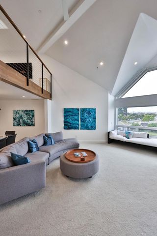 1099 1st 420, Coronado, CA 92118