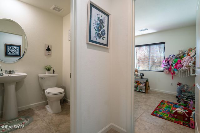 909 Convair Court, Reno, NV 89506