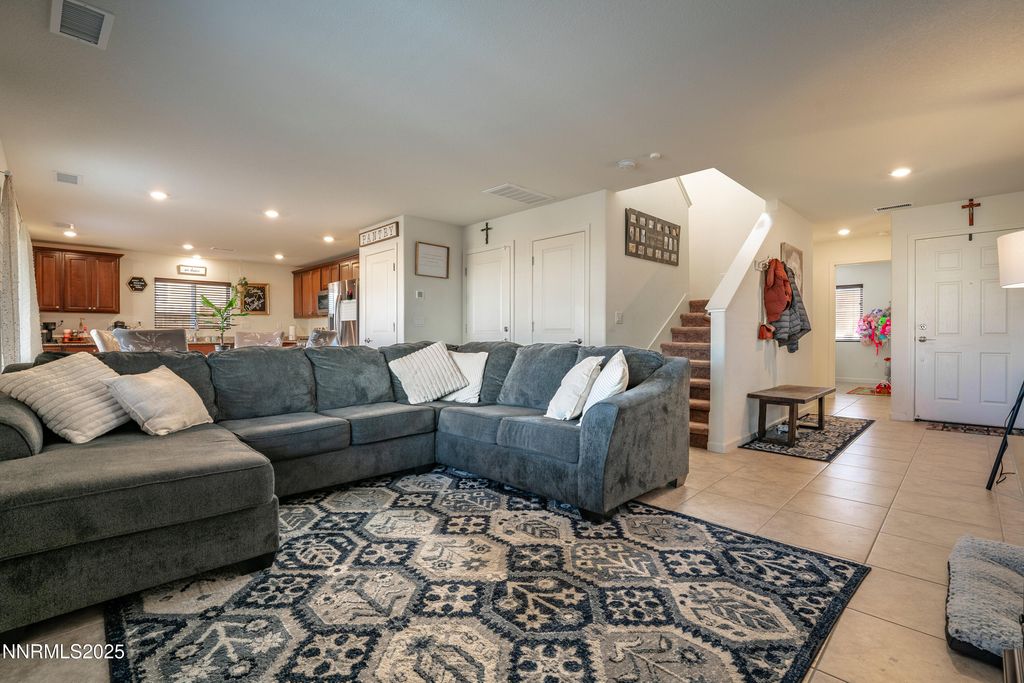 909 Convair Court, Reno, NV 89506