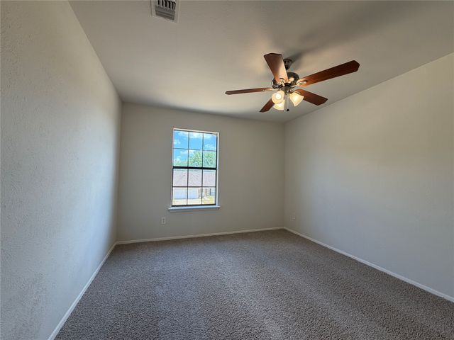 4622 Covington Court, Grand Prairie, TX 75052