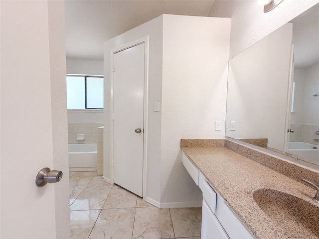 4622 Covington Court, Grand Prairie, TX 75052