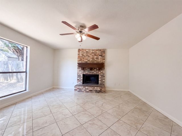 4622 Covington Court, Grand Prairie, TX 75052
