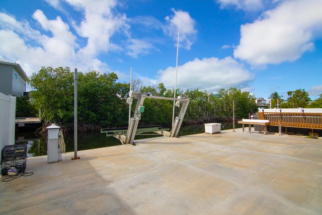 27332 St Martin Lane, Ramrod Key, FL 33042