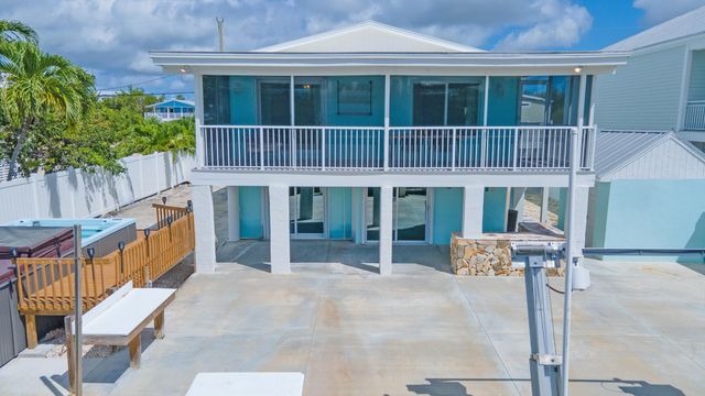 27332 St Martin Lane, Ramrod Key, FL 33042