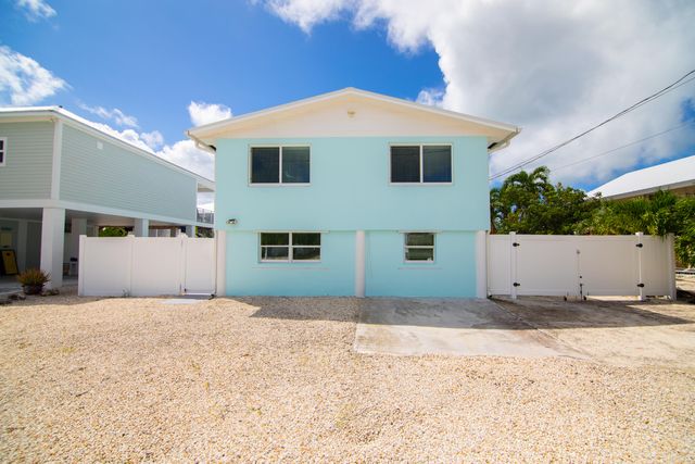 27332 St Martin Lane, Ramrod Key, FL 33042