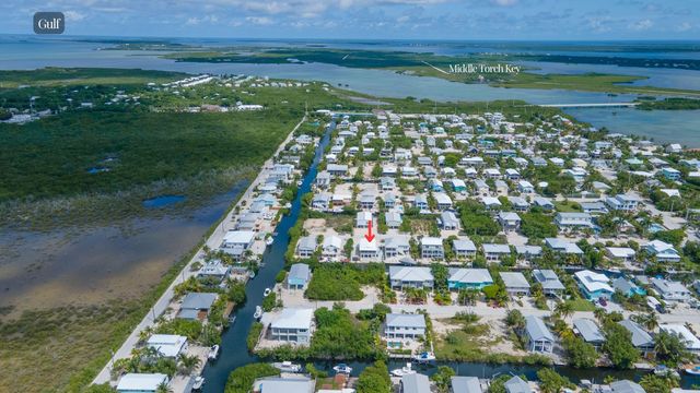 27332 St Martin Lane, Ramrod Key, FL 33042