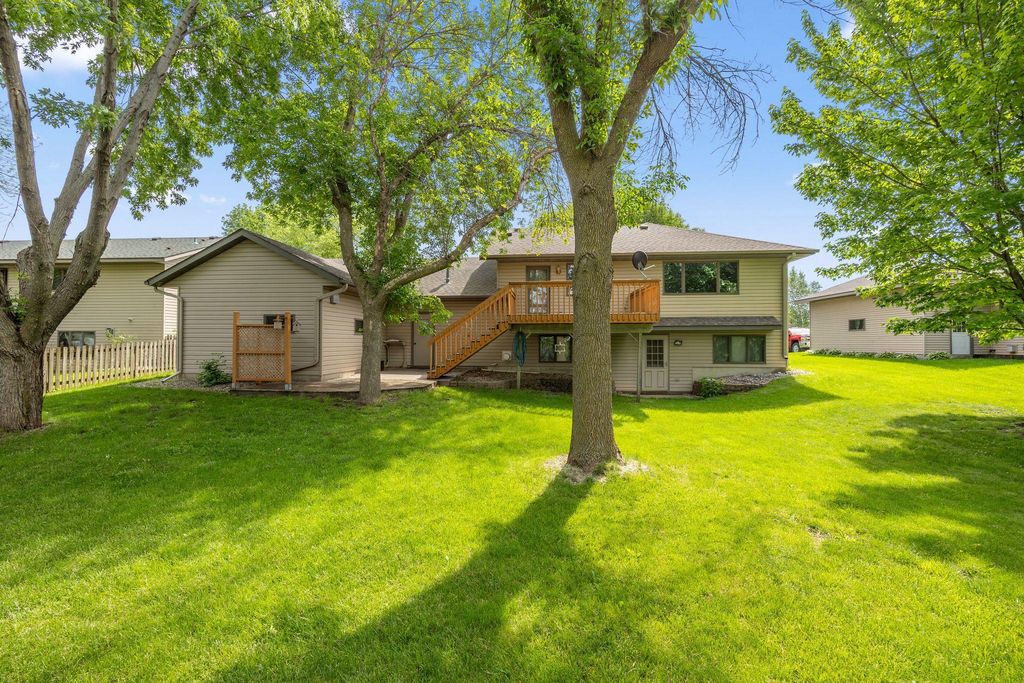 700 W Welco Drive, Montgomery, MN 56069 — photo 4