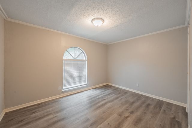 1201 Kingston Drive, Lewisville, TX 75067