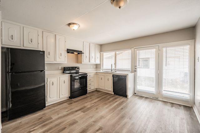 1201 Kingston Drive, Lewisville, TX 75067