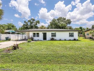 1196 Pine Lake DR, Cape Coral, FL 33909